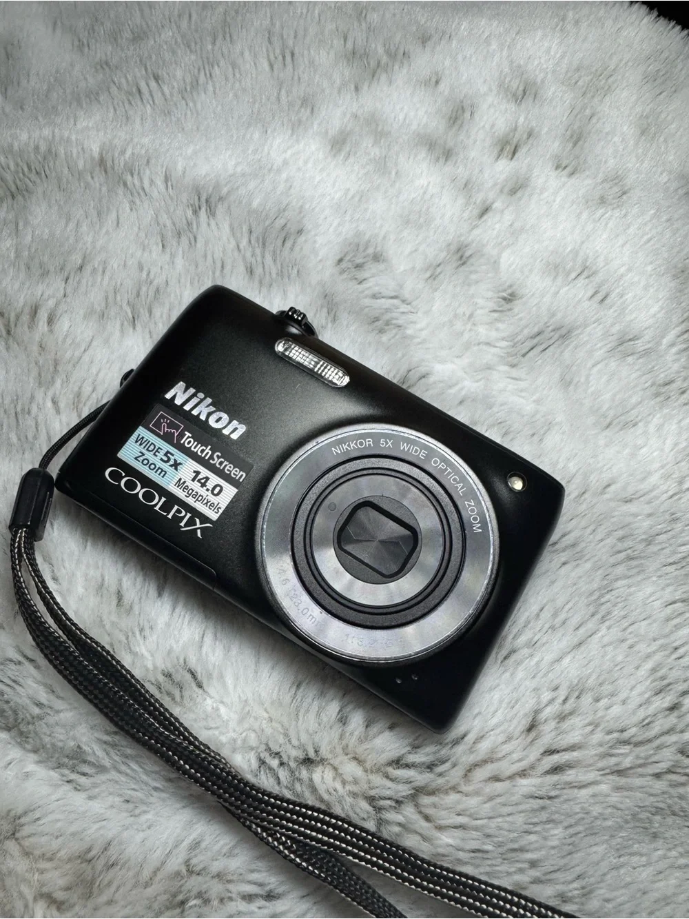 Nikon COOLPIX S4100 Black Digital Camera 14MP 5X Wide Optical Zoom W/ Battery